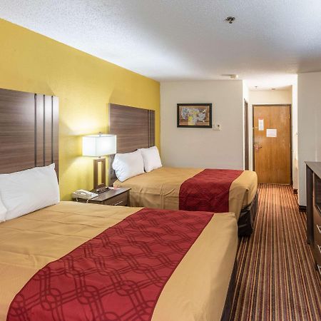 Econo Lodge Inn & Suites Мак-Кінні Екстер'єр фото