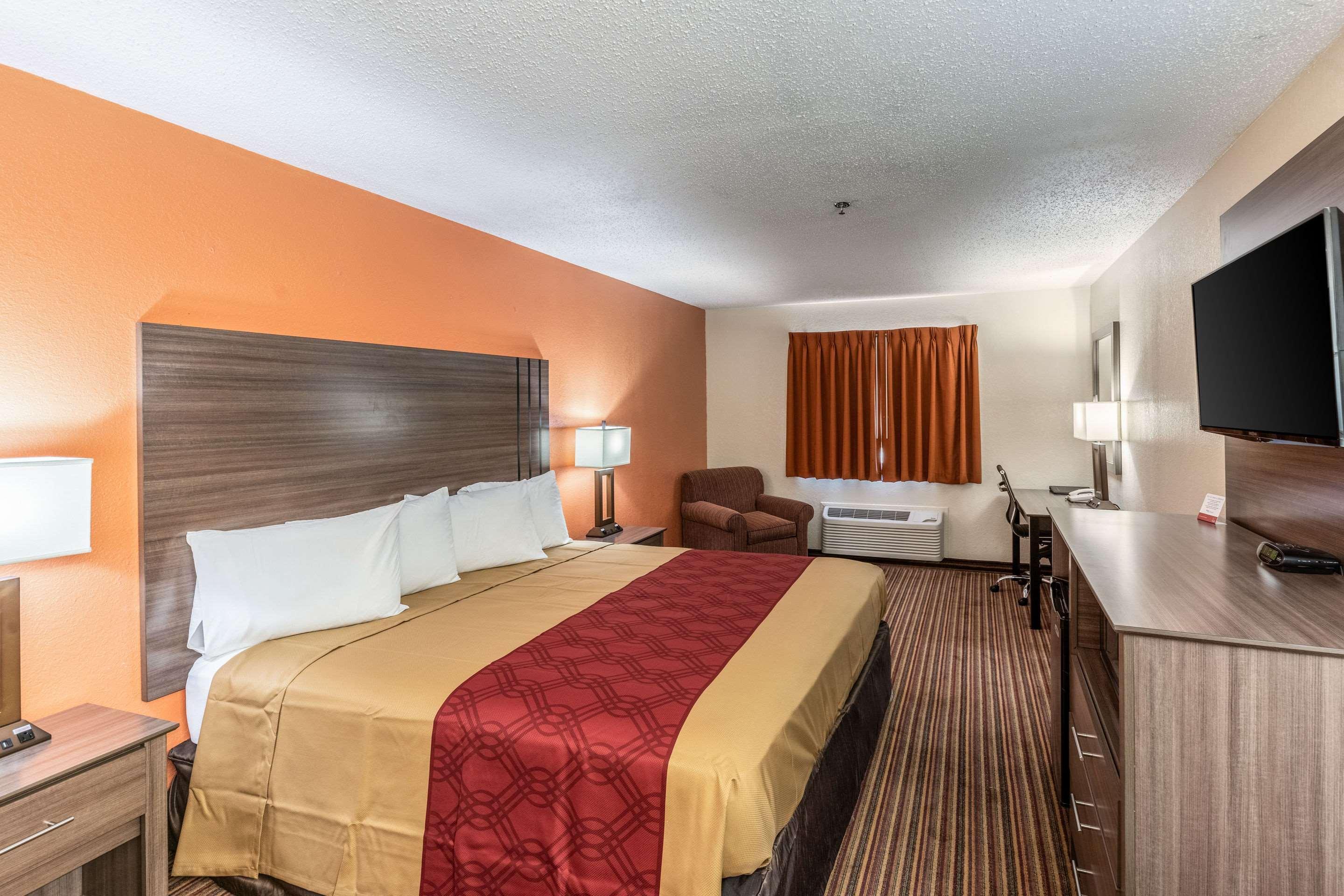 Econo Lodge Inn & Suites Мак-Кінні Екстер'єр фото